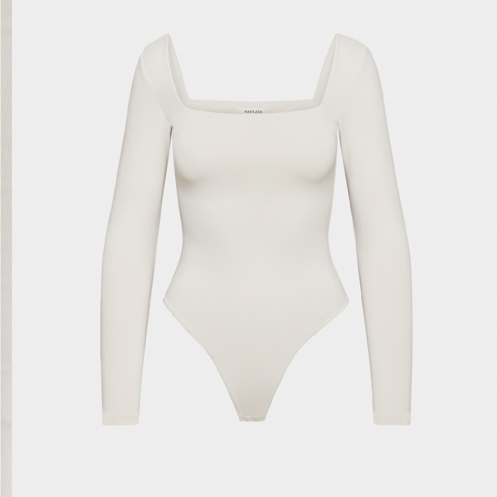 Aritzia Babaton The Original Contour Bodysuit